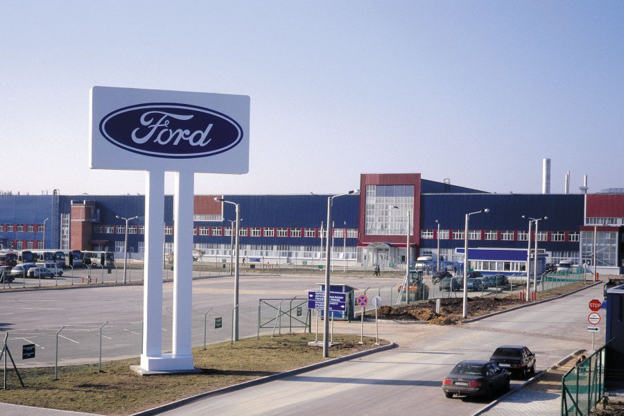Компания «Форд» планирует свернуть производство в России